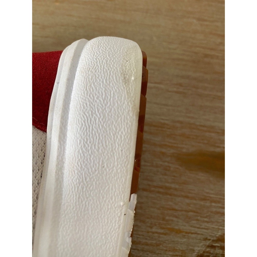 Vans Women's Red and White Sneakers - Picture 13 of 16